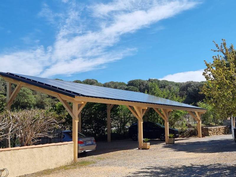 Artisan RGE pour installer des panneaux solaires en entreprise sur Montpellier (34)