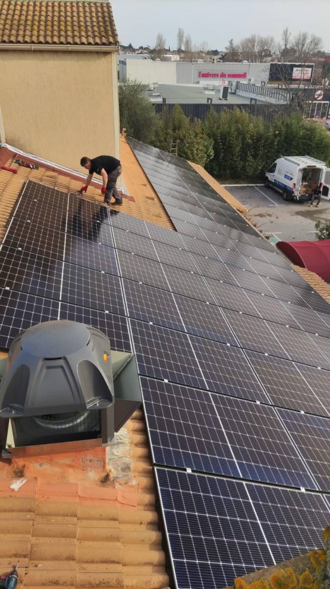 Entreprise RGE sur Montpellier pour installer des panneaux solaires en entreprise